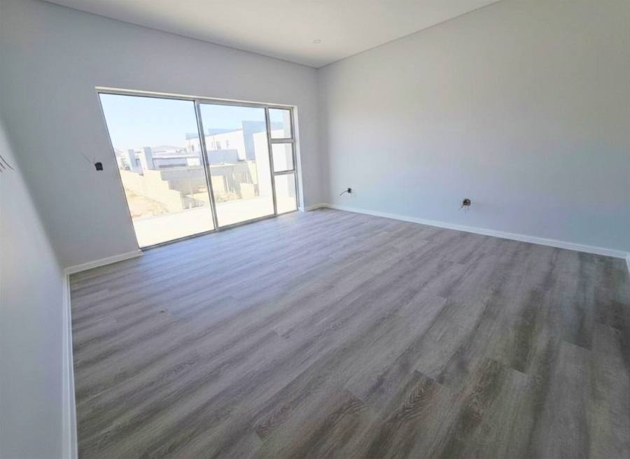 4 Bedroom Property for Sale in Sandown Western Cape